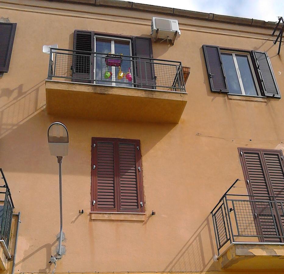 Bed And Breakfast Mielezenzero Agrigento Buitenkant foto