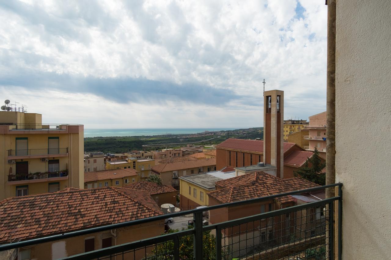 Bed And Breakfast Mielezenzero Agrigento Buitenkant foto